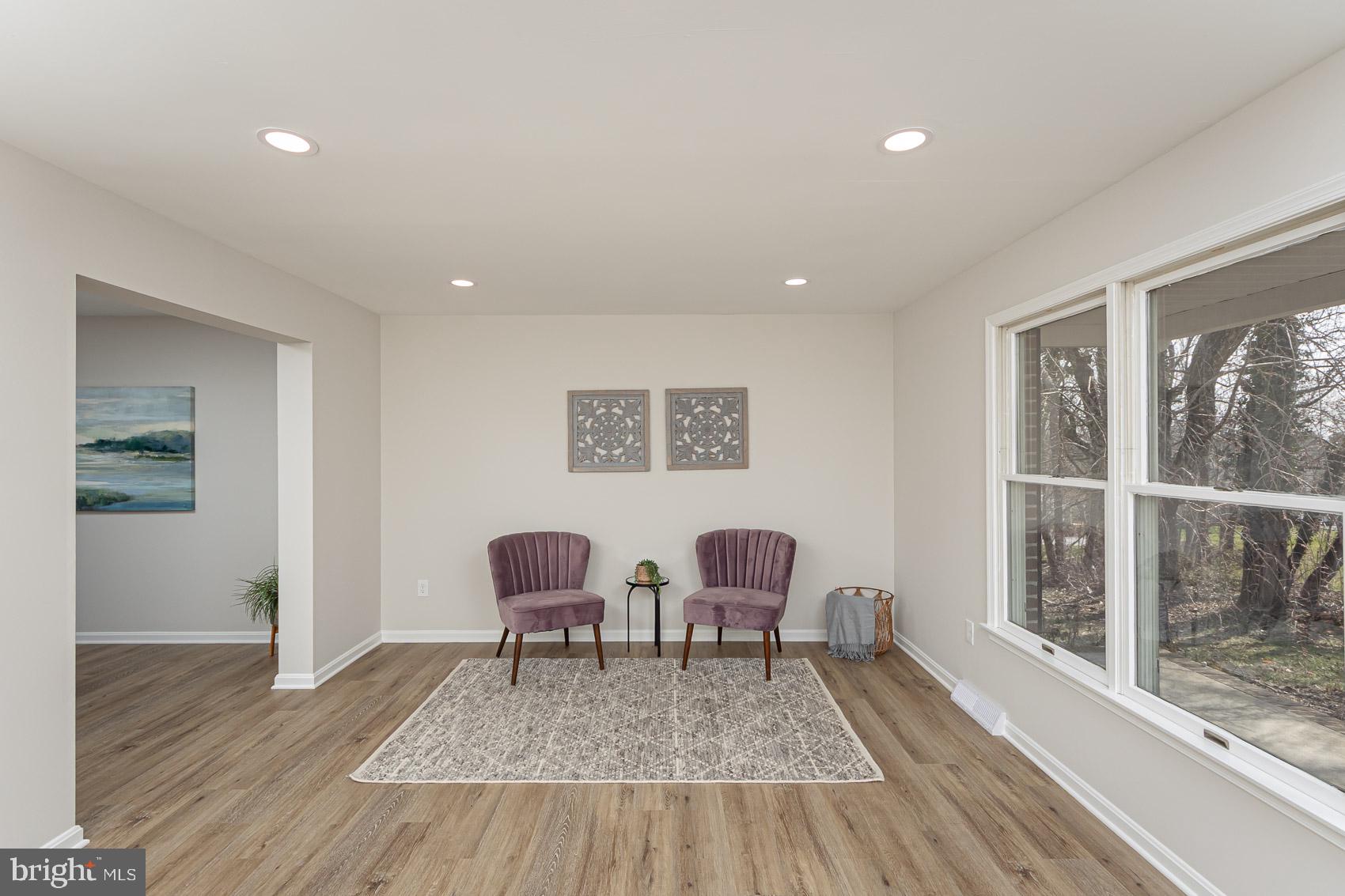 WOODRIDGE MANOR - Residential