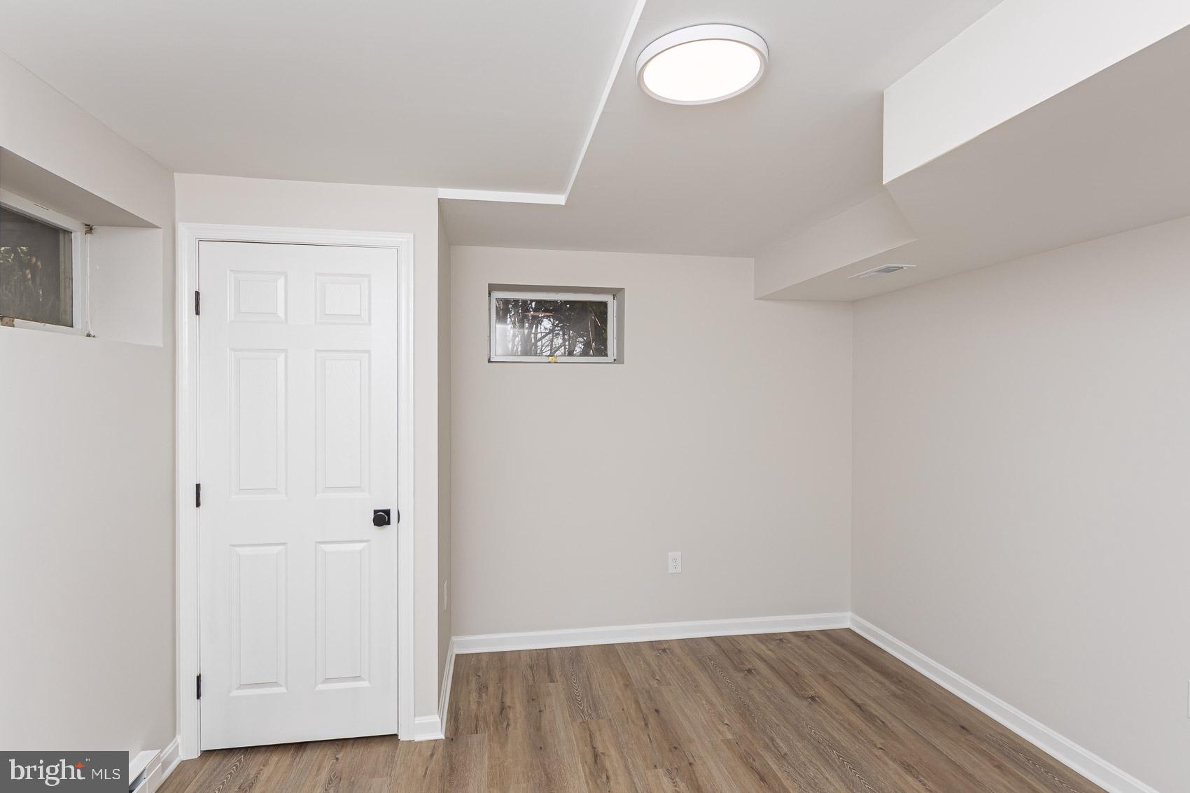 WOODRIDGE MANOR - Residential