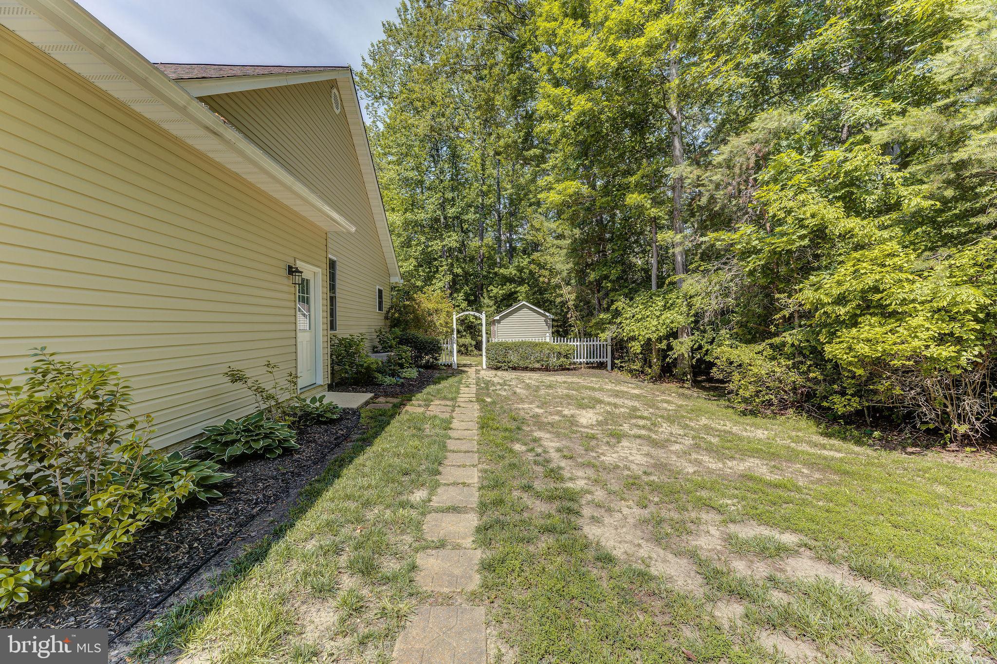 ROUSBY HALL WOODS - Residential