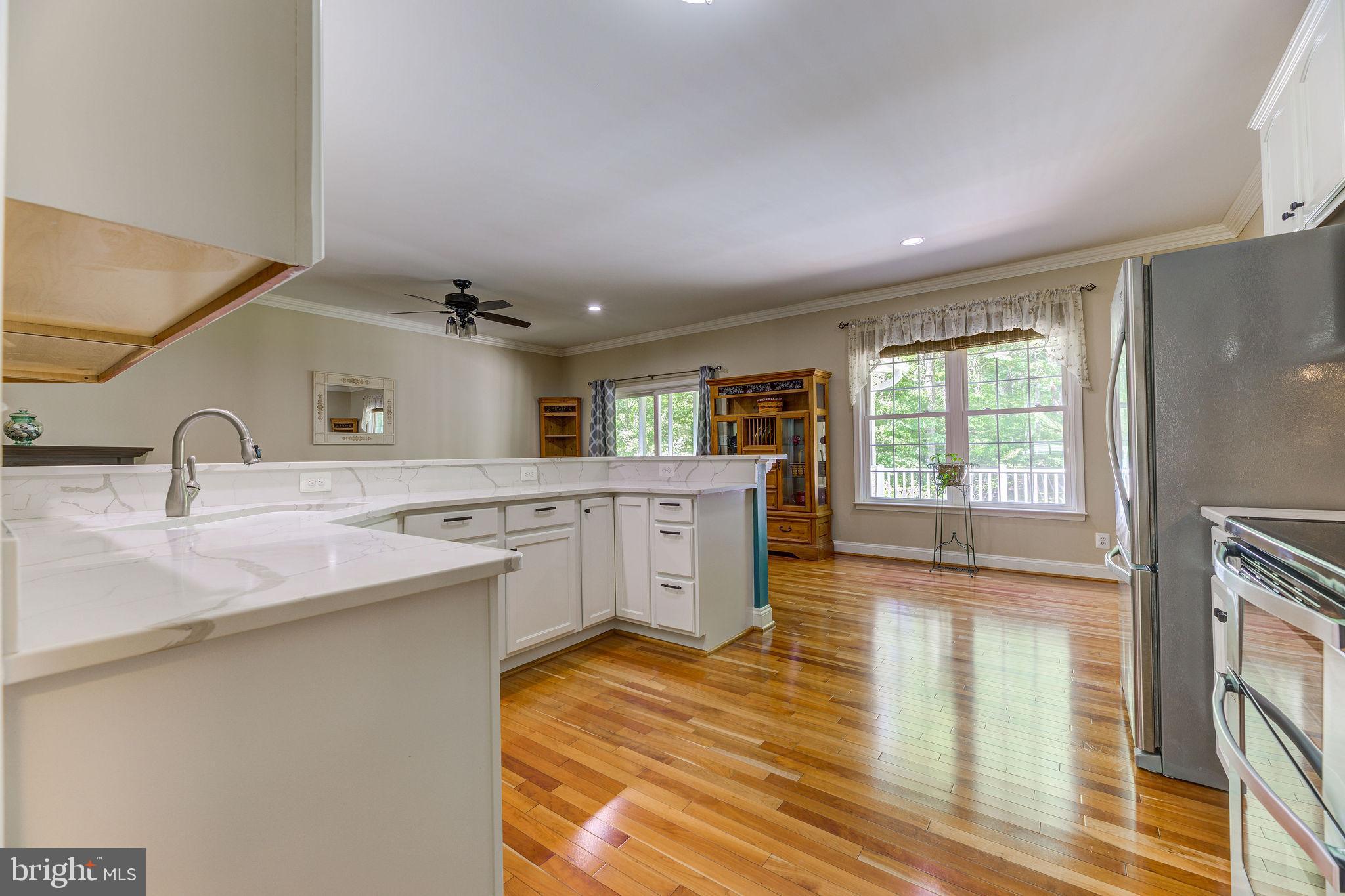 ROUSBY HALL WOODS - Residential