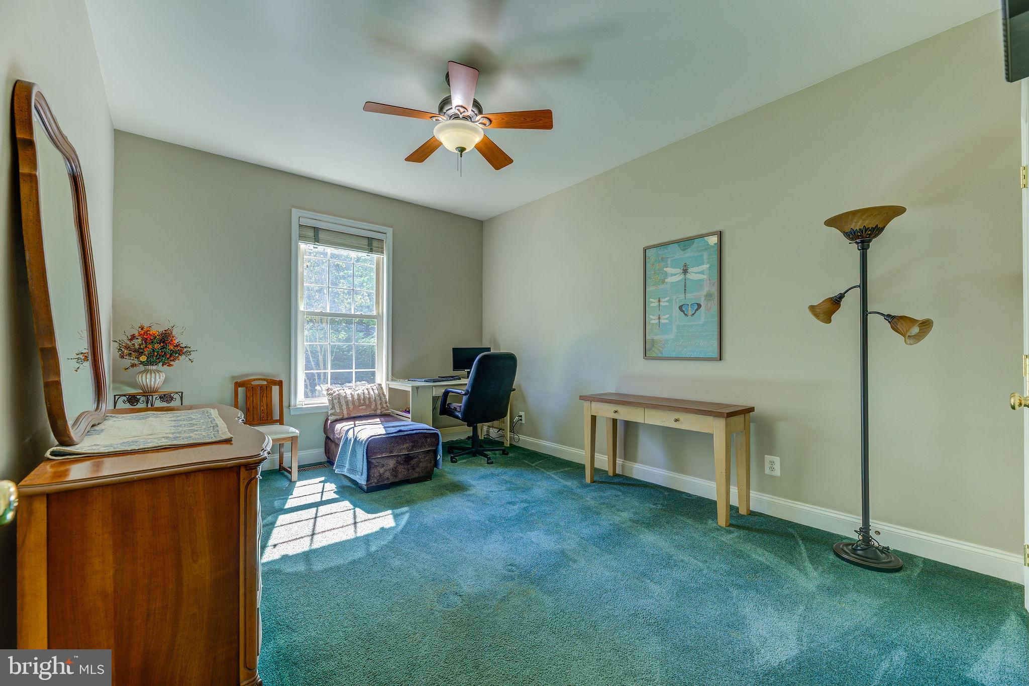 ROUSBY HALL WOODS - Residential