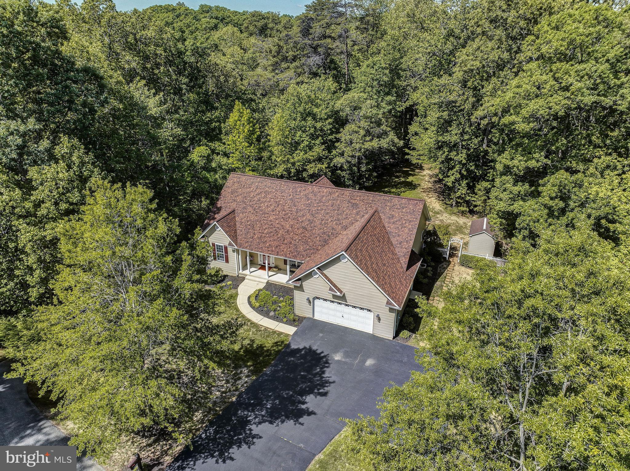 ROUSBY HALL WOODS - Residential