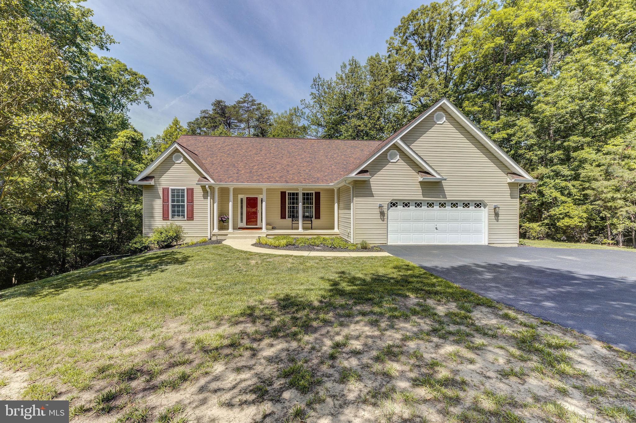 ROUSBY HALL WOODS - Residential