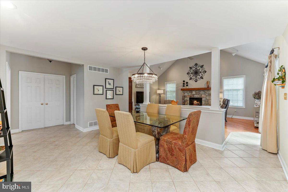 PRANCING HORSE FAR - Residential