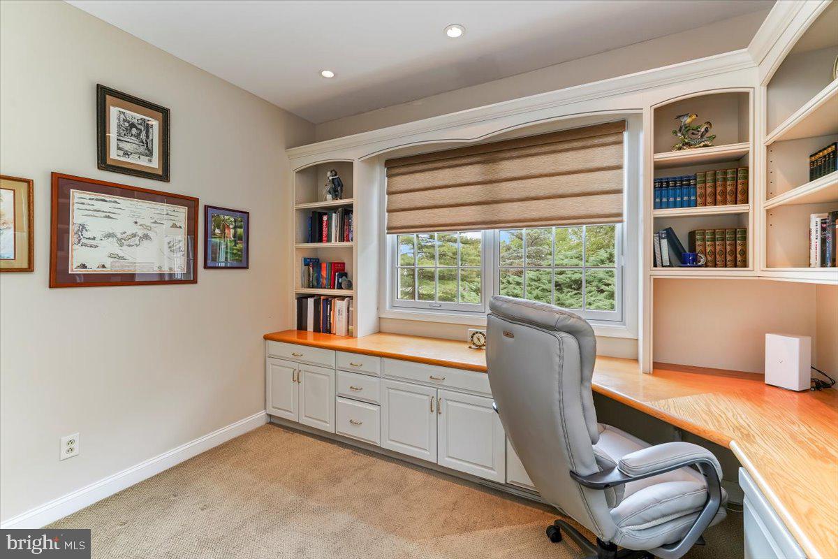 PRANCING HORSE FAR - Residential