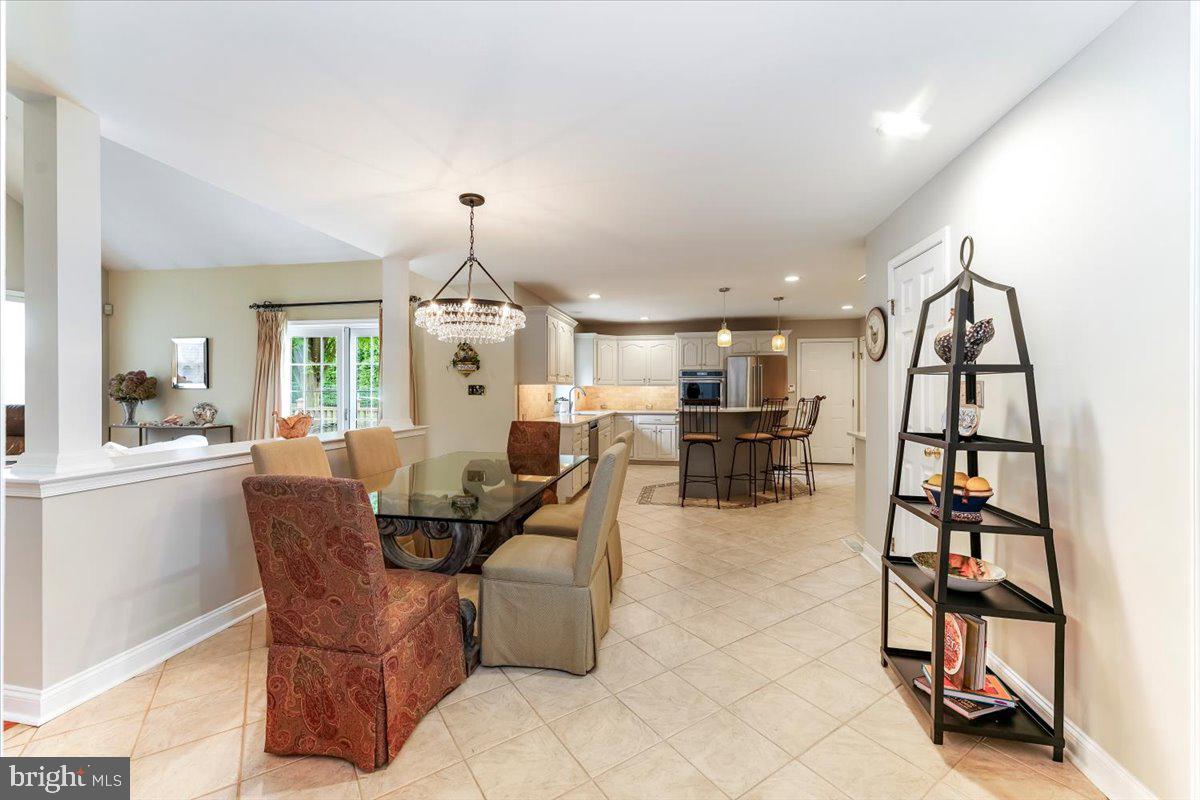 PRANCING HORSE FAR - Residential