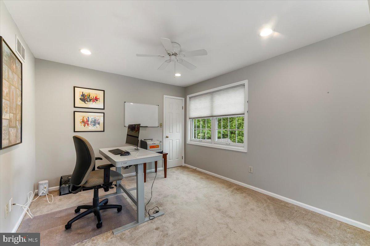 PRANCING HORSE FAR - Residential