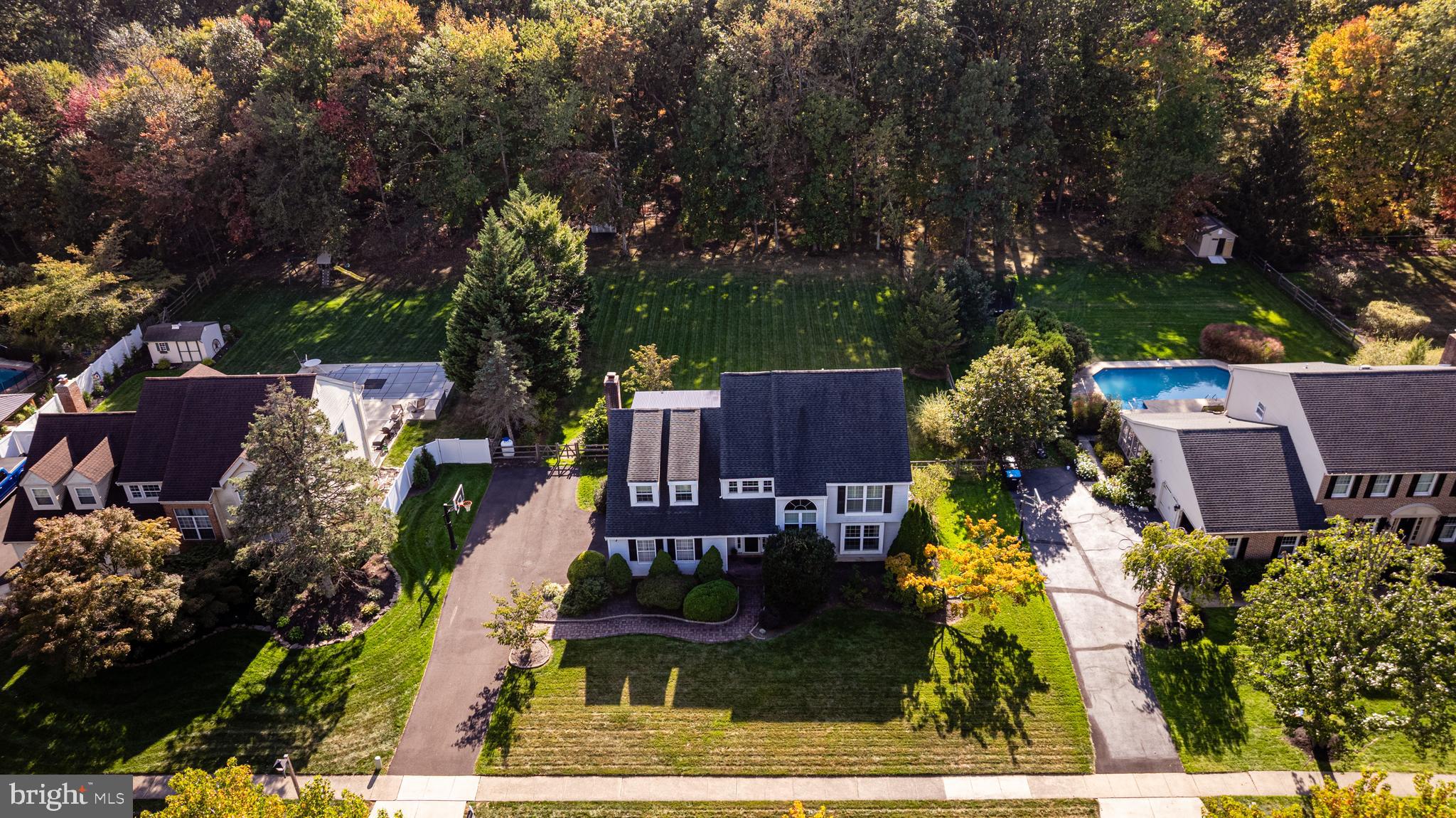 136 MALLARD DRIVE W