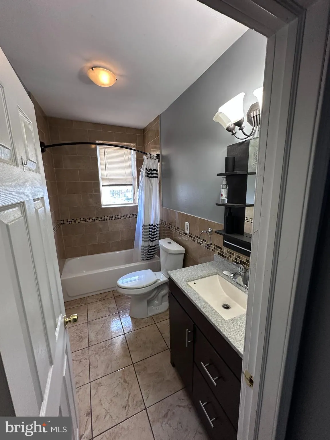 Philadelphia, Pennsylvania 19138, United States, 2 Bedrooms Bedrooms, ,1 BathroomBathrooms,Residential,Active,127350