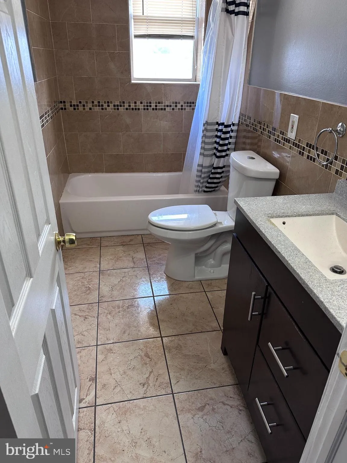 Philadelphia, Pennsylvania 19138, United States, 2 Bedrooms Bedrooms, ,1 BathroomBathrooms,Residential,Active,127350