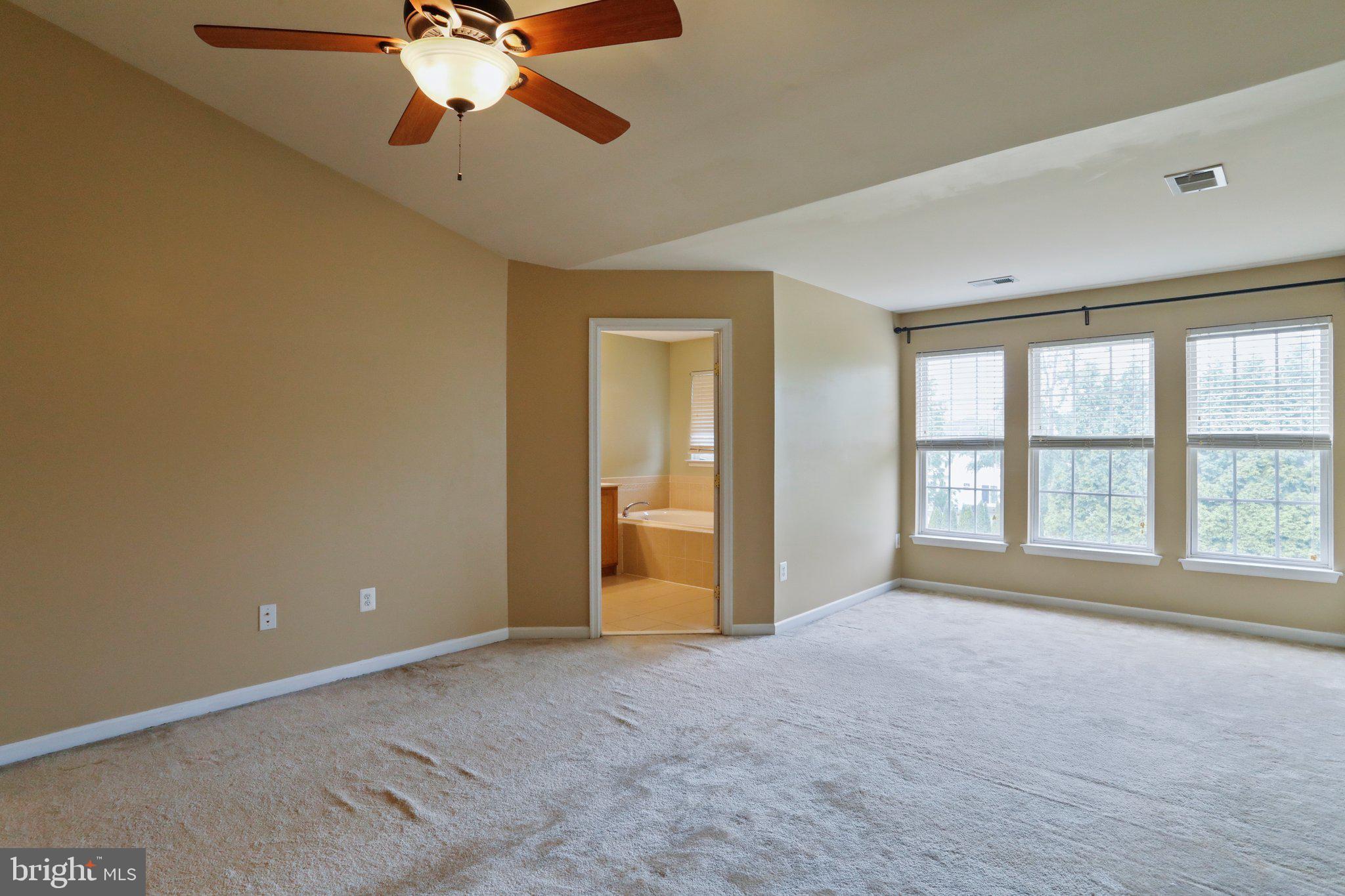 BROOKFIELD ON THE POTOMAC - Residential