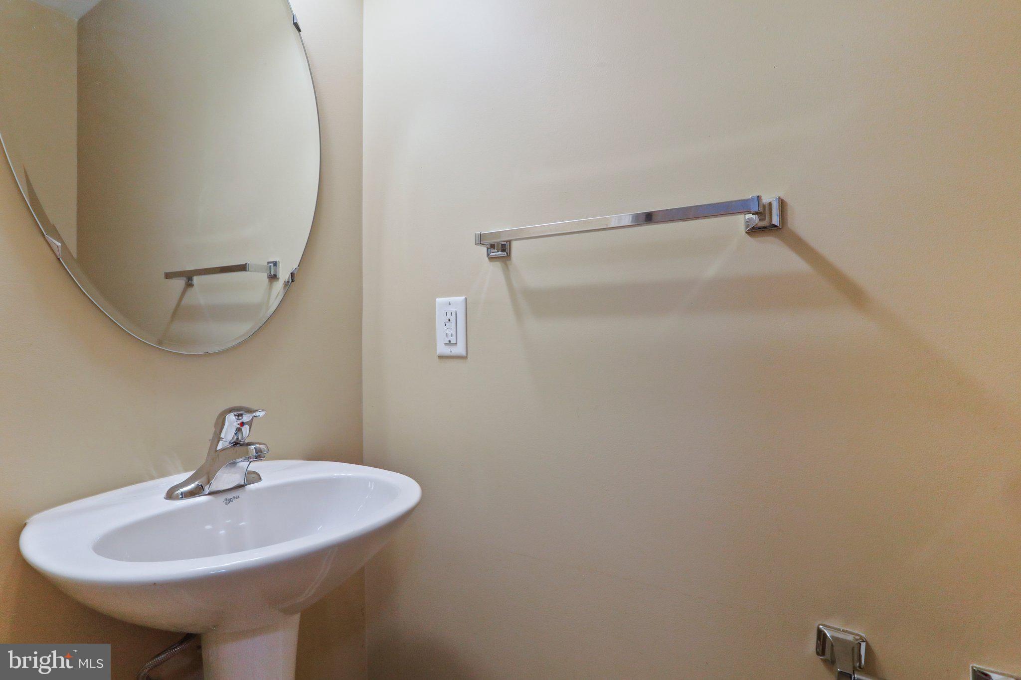 BROOKFIELD ON THE POTOMAC - Residential