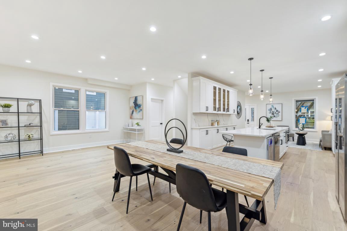 GARRETT PARK - Residential