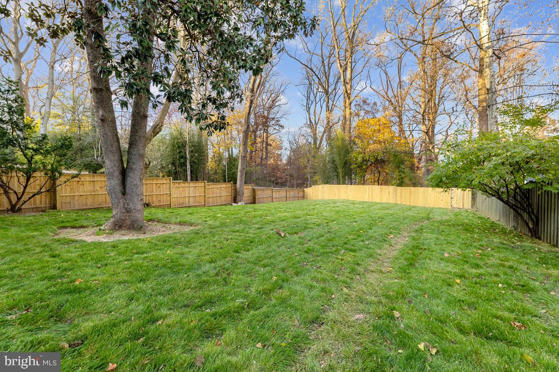 GARRETT PARK - Residential