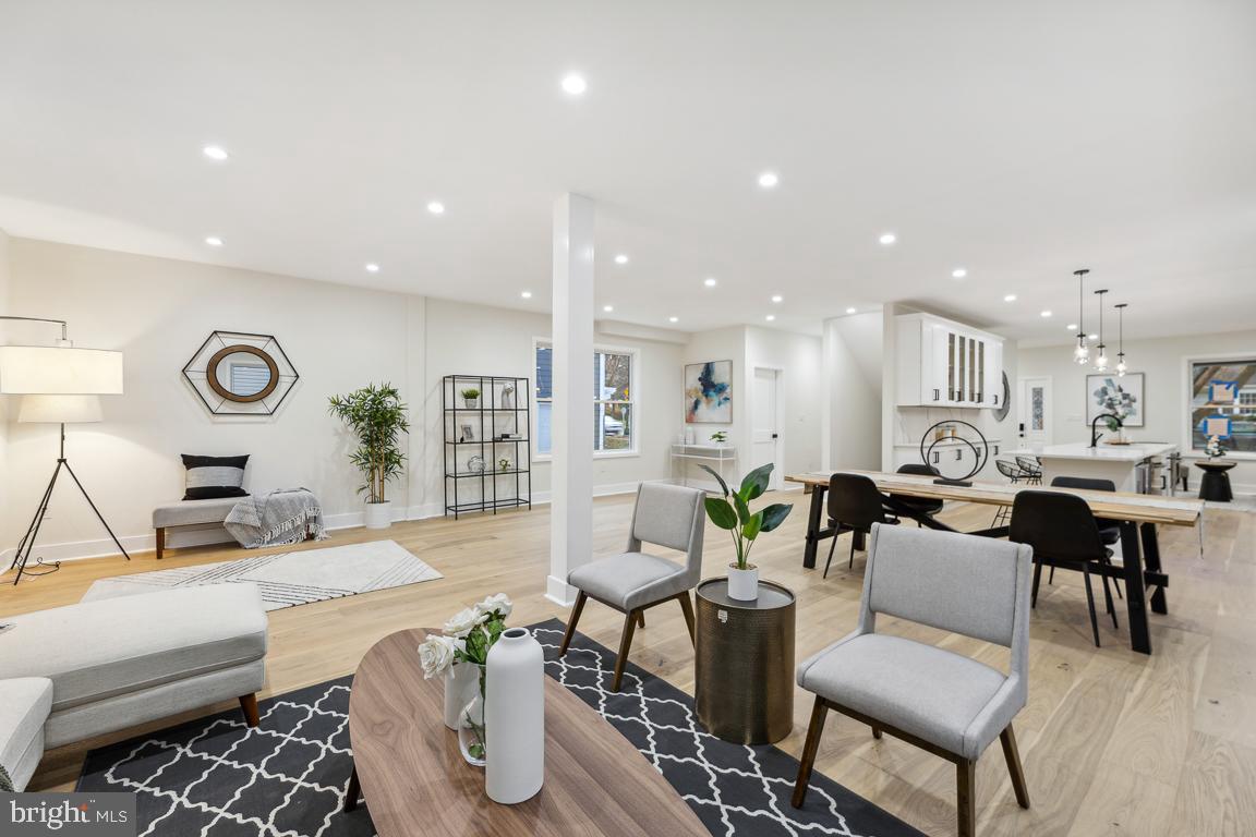 GARRETT PARK - Residential