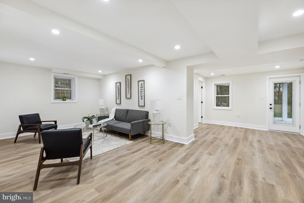 GARRETT PARK - Residential