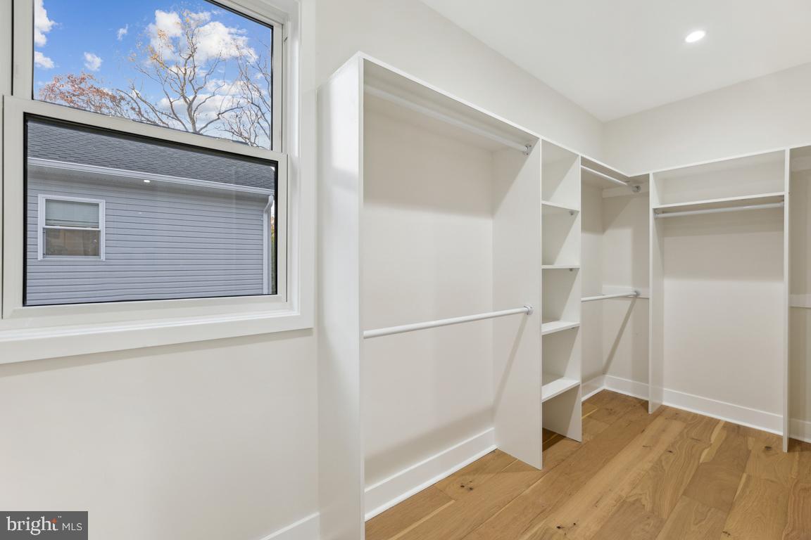 GARRETT PARK - Residential