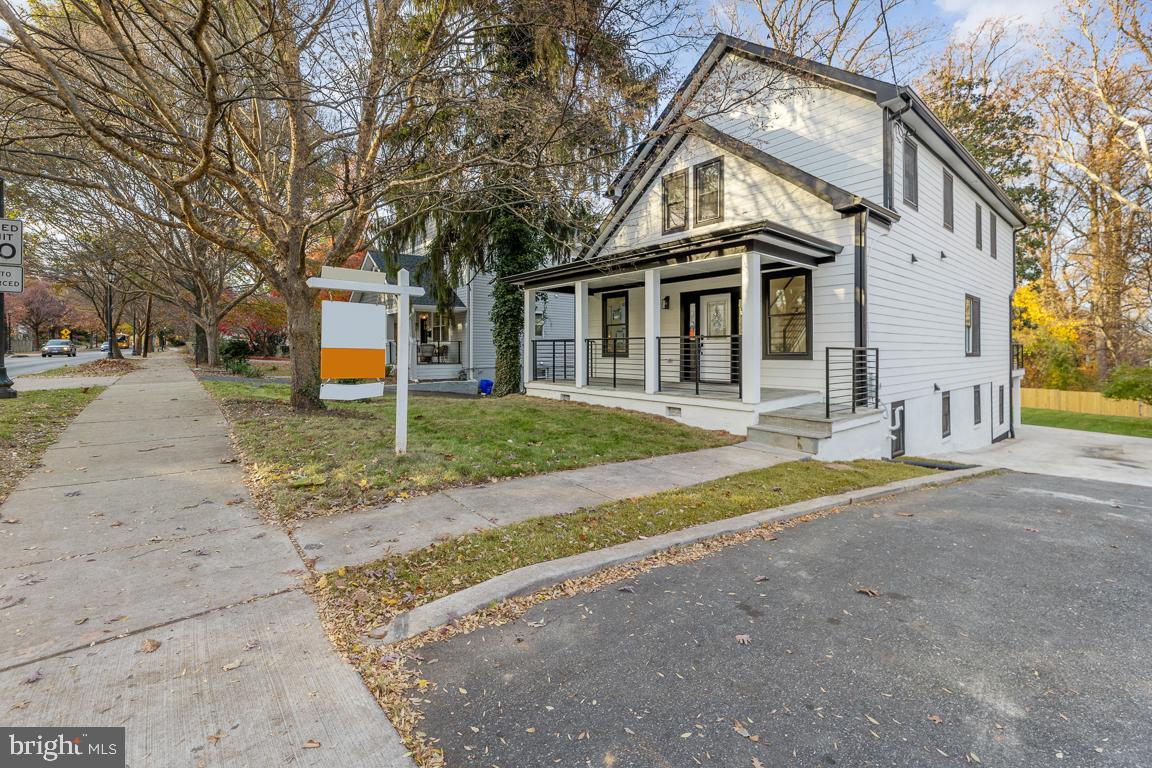 GARRETT PARK - Residential