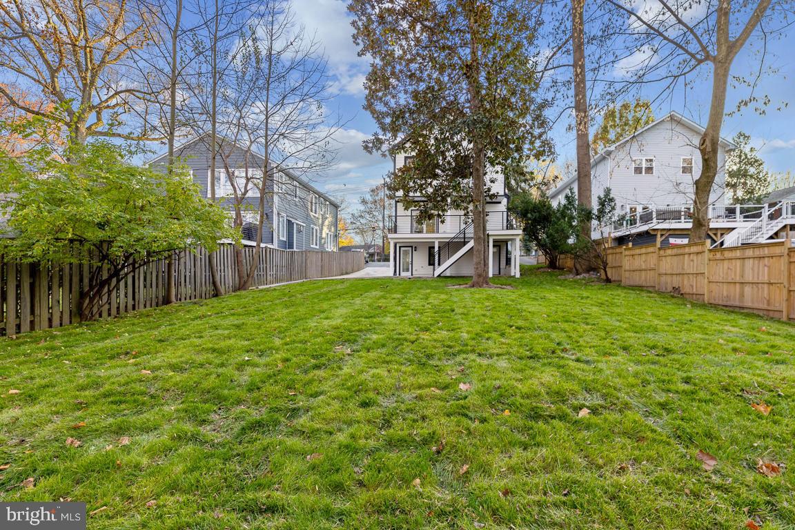 GARRETT PARK - Residential