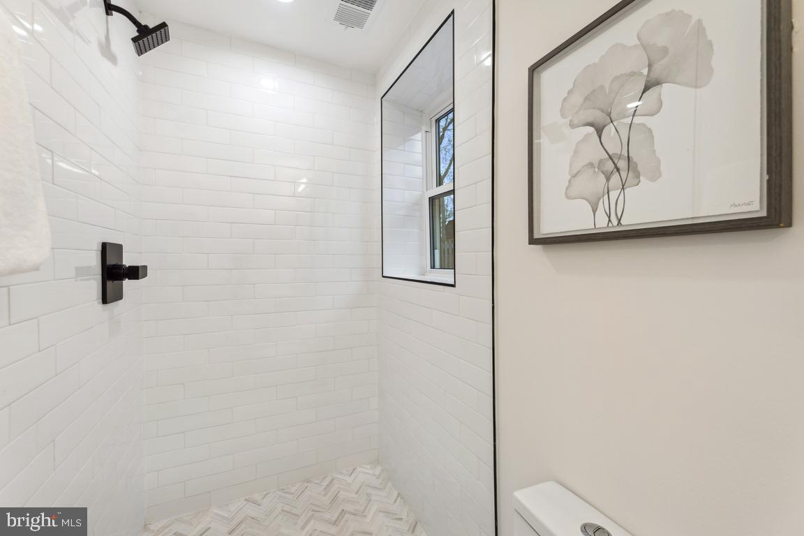 GARRETT PARK - Residential