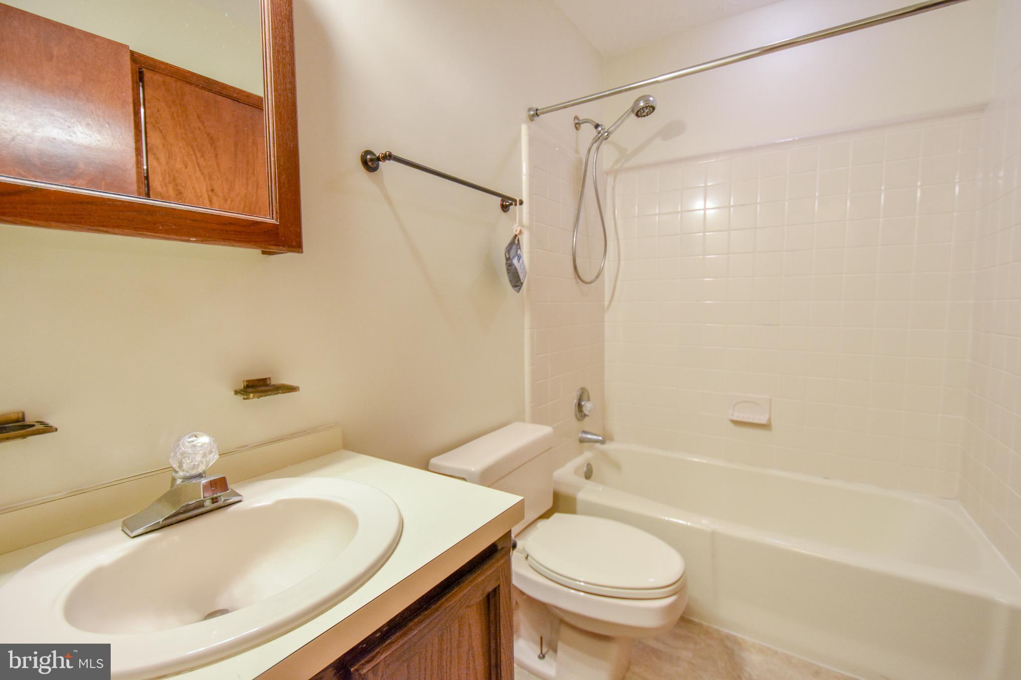 WILDEWOOD - Residential Lease