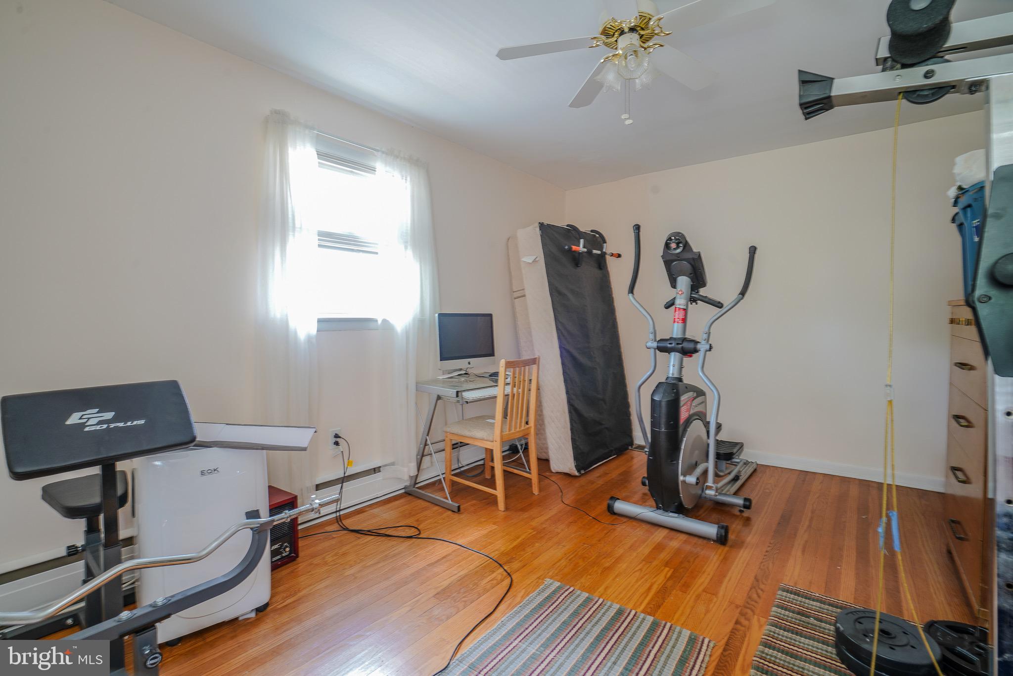FOX CHASE - Residential