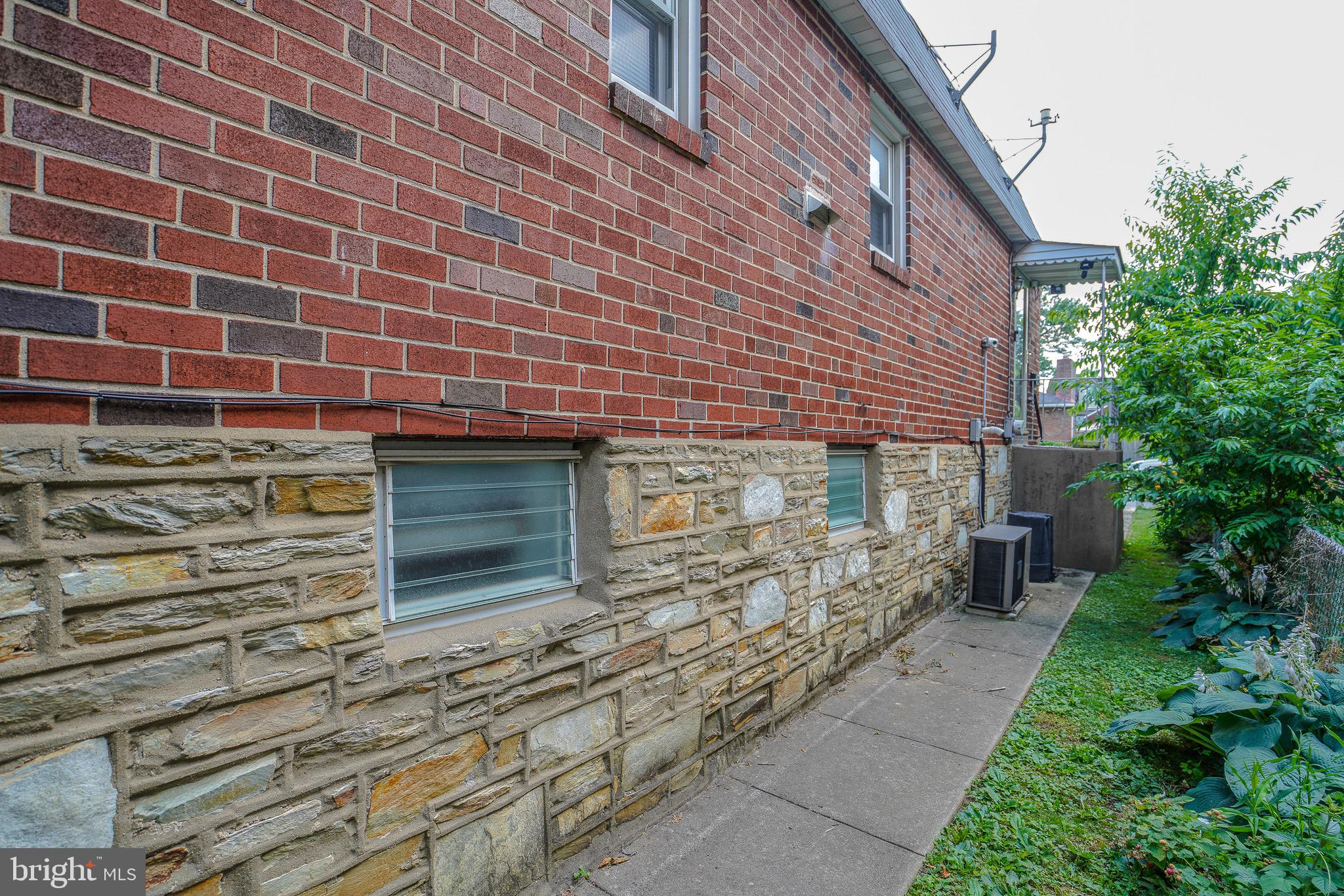 FOX CHASE - Residential
