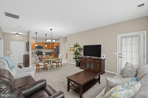 Photo for 2106 KNOX 2106