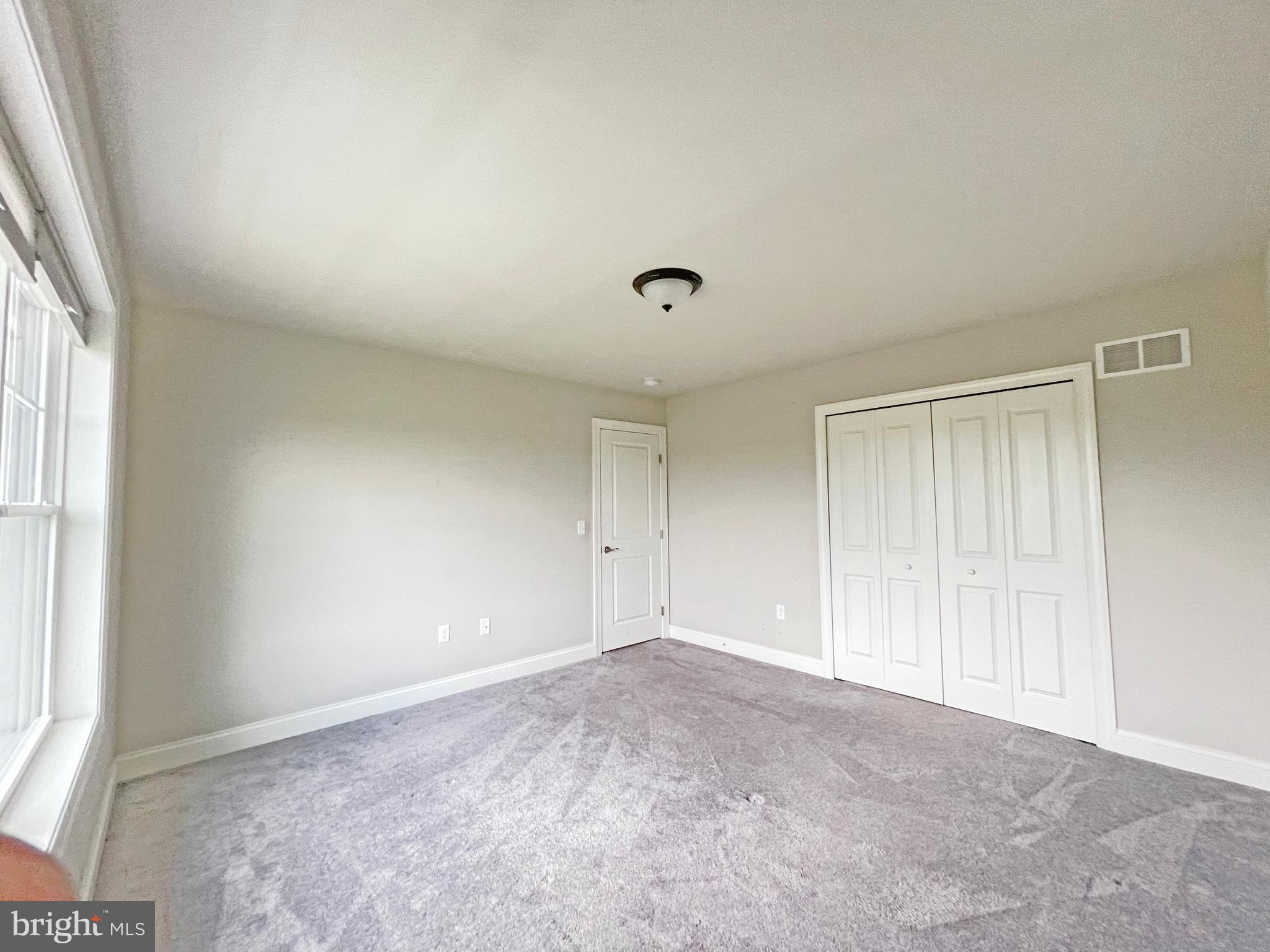 WOODLAND HILLS - Residential