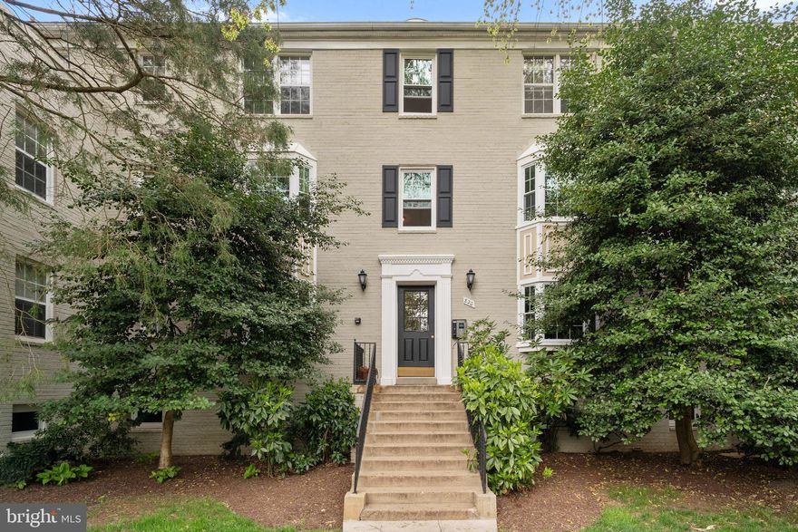 This charming 2-bedroom classic brick condo is located in the peaceful Park Glen community, just minutes away from JB Myer-Henderson Hall (Ft. Myer) and the Pentagon. Offering serene park and creek views, as well as miles of creek-side trails in Four Mile Run Park, there’s a calming, tranquil ambiance to the area. The pet-friendly neighborhood includes a dog park, onsite laundry, permit parking, and convenient locked basement storage and bike room, providing ample space for your belongings. Recently renovated with new floors and carpets throughout, this condo is well equipped with brand new kitchen appliances, gleaming countertops and cabinetry, and an abundance of natural light throughout. With easy access to groceries, a variety of take-out dining options, and the Arlington County Community Center and bike shop, this property offers a lifestyle community. The community is wired for Verizon FiOS internet or cable, and in close proximity to express metro buses on Columbia Pike ensures quick access to the Pentagon, military bases, and metro trains. Enjoy the quiet atmosphere, park views, and access to outdoor trails, while still being centrally located for convenience and connectivity.