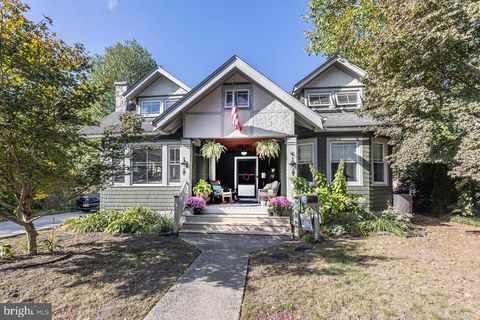 Photo of 6 Allen Lane, COLLINGSWOOD, NJ 08108 (MLS # NJCD2103198)
