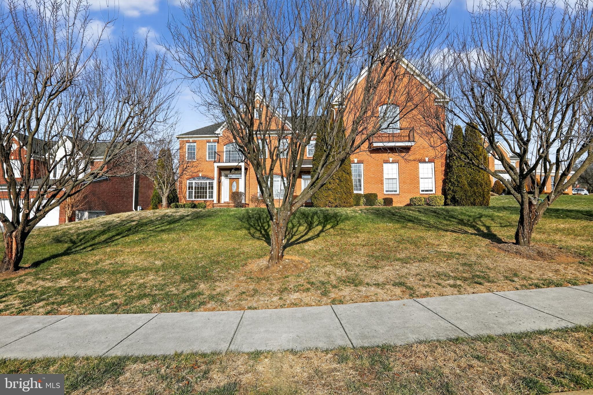 1006 ARMISTEAD STREET