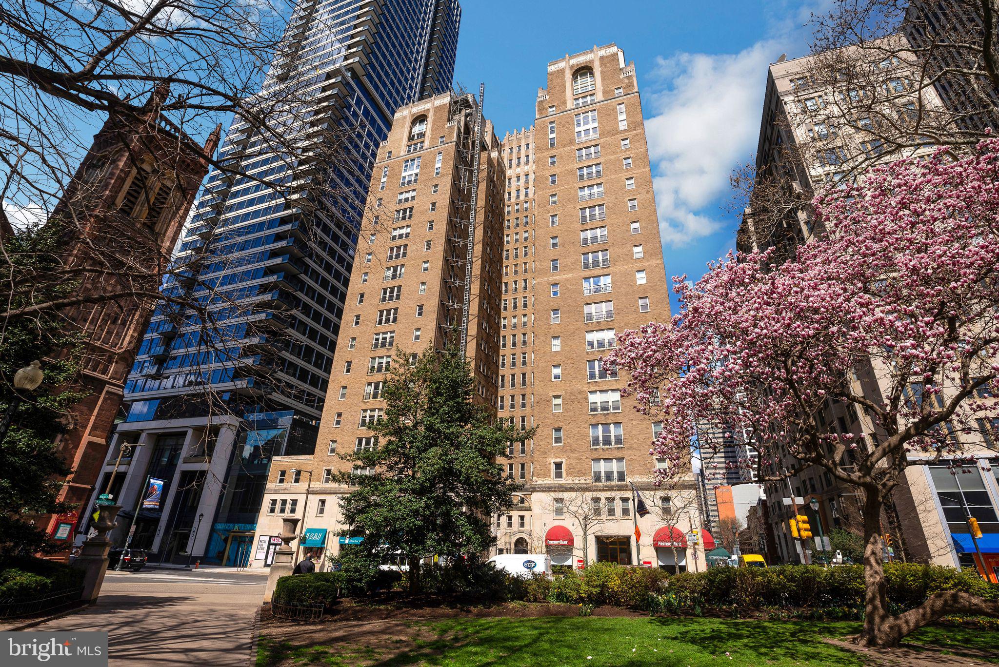 RITTENHOUSE SQUARE - Residential