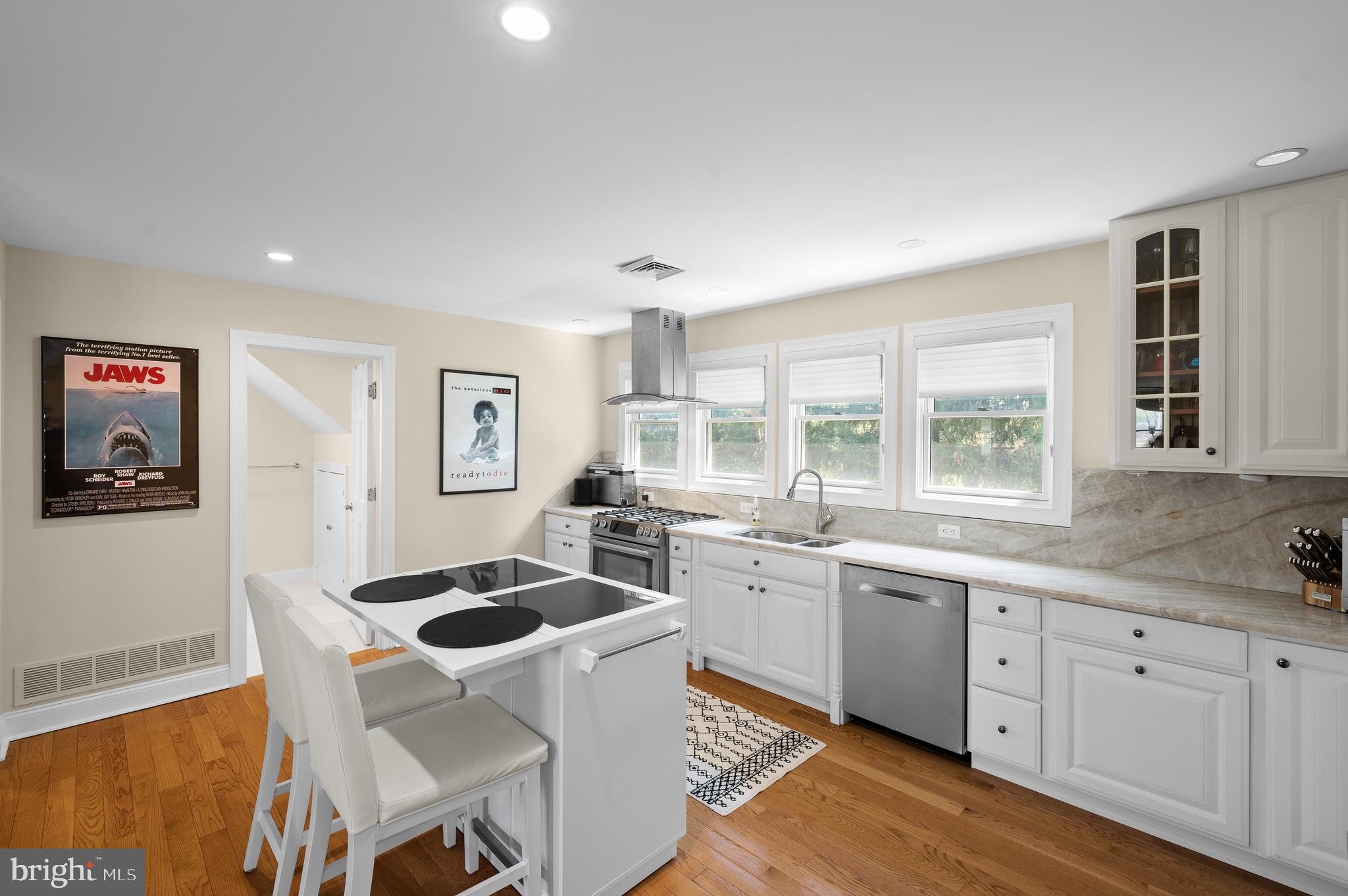 RADNOR HUNT - Residential