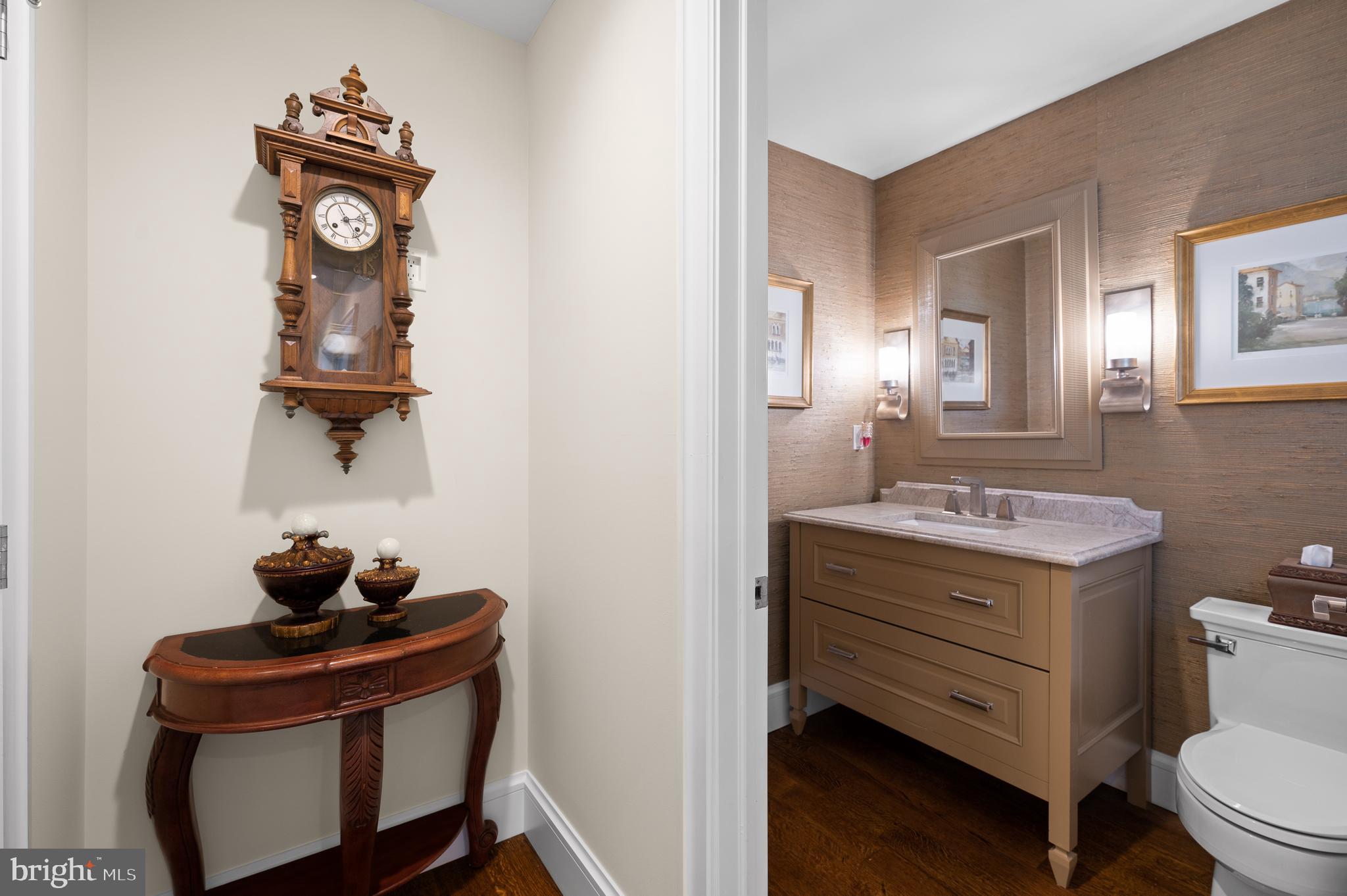 RADNOR HUNT - Residential