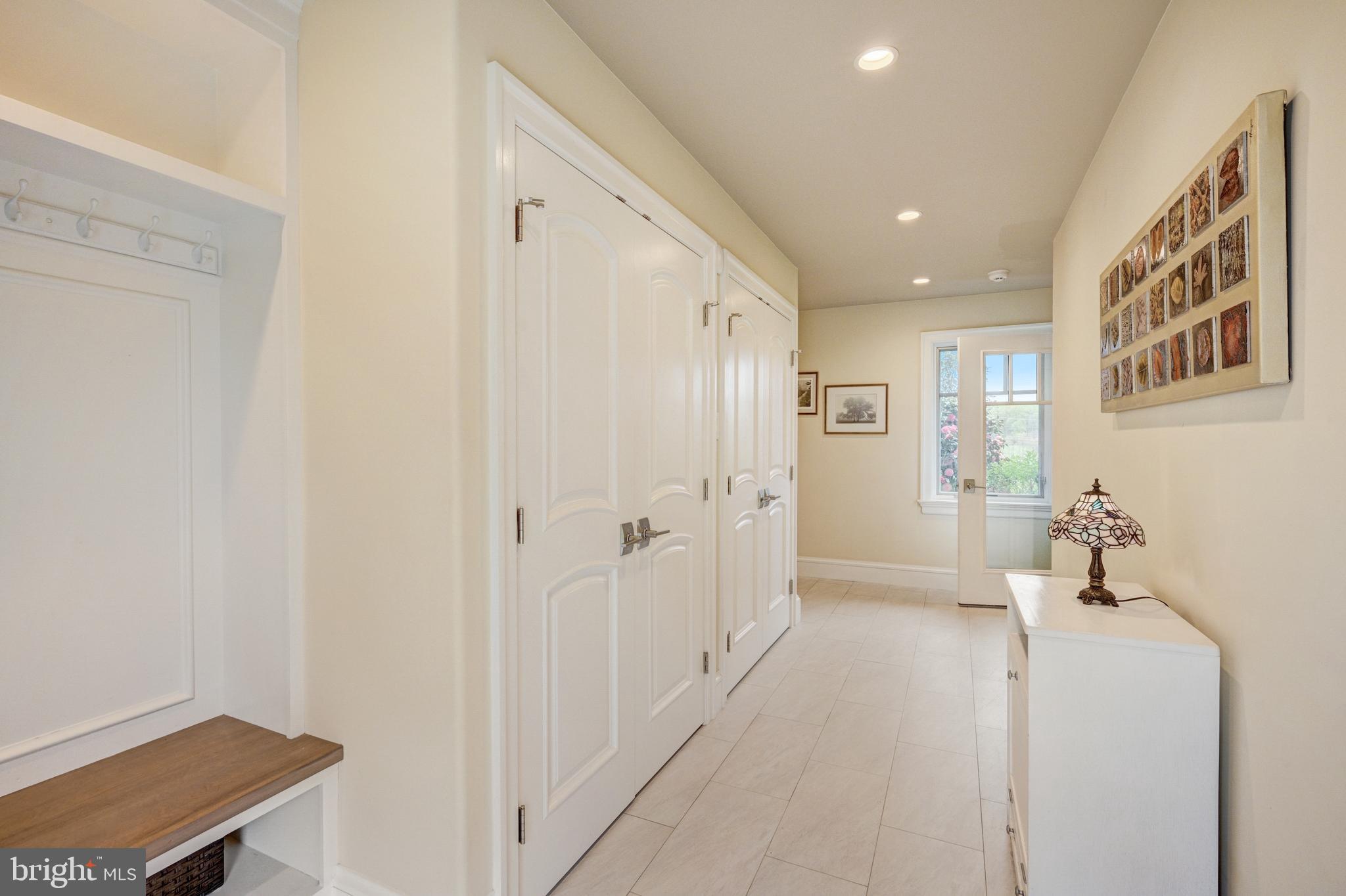 RADNOR HUNT - Residential