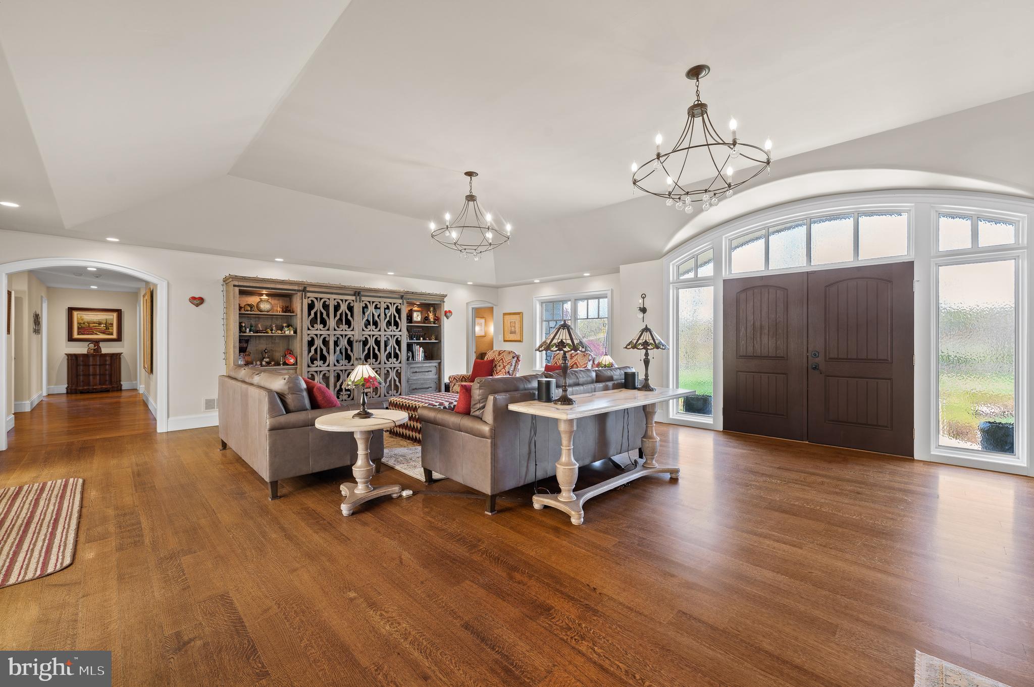 RADNOR HUNT - Residential