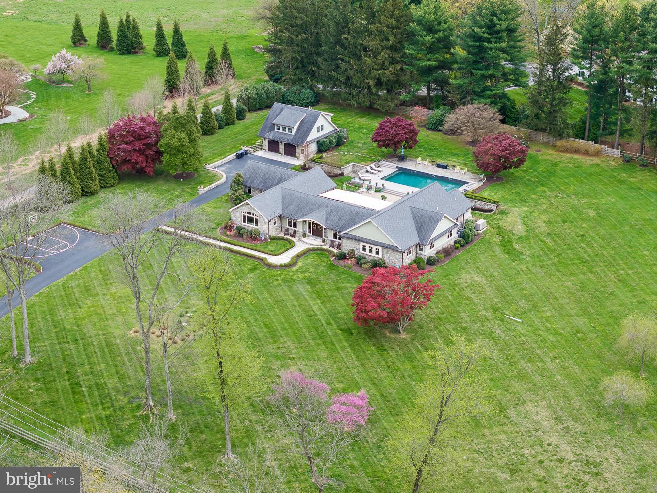 RADNOR HUNT - Residential