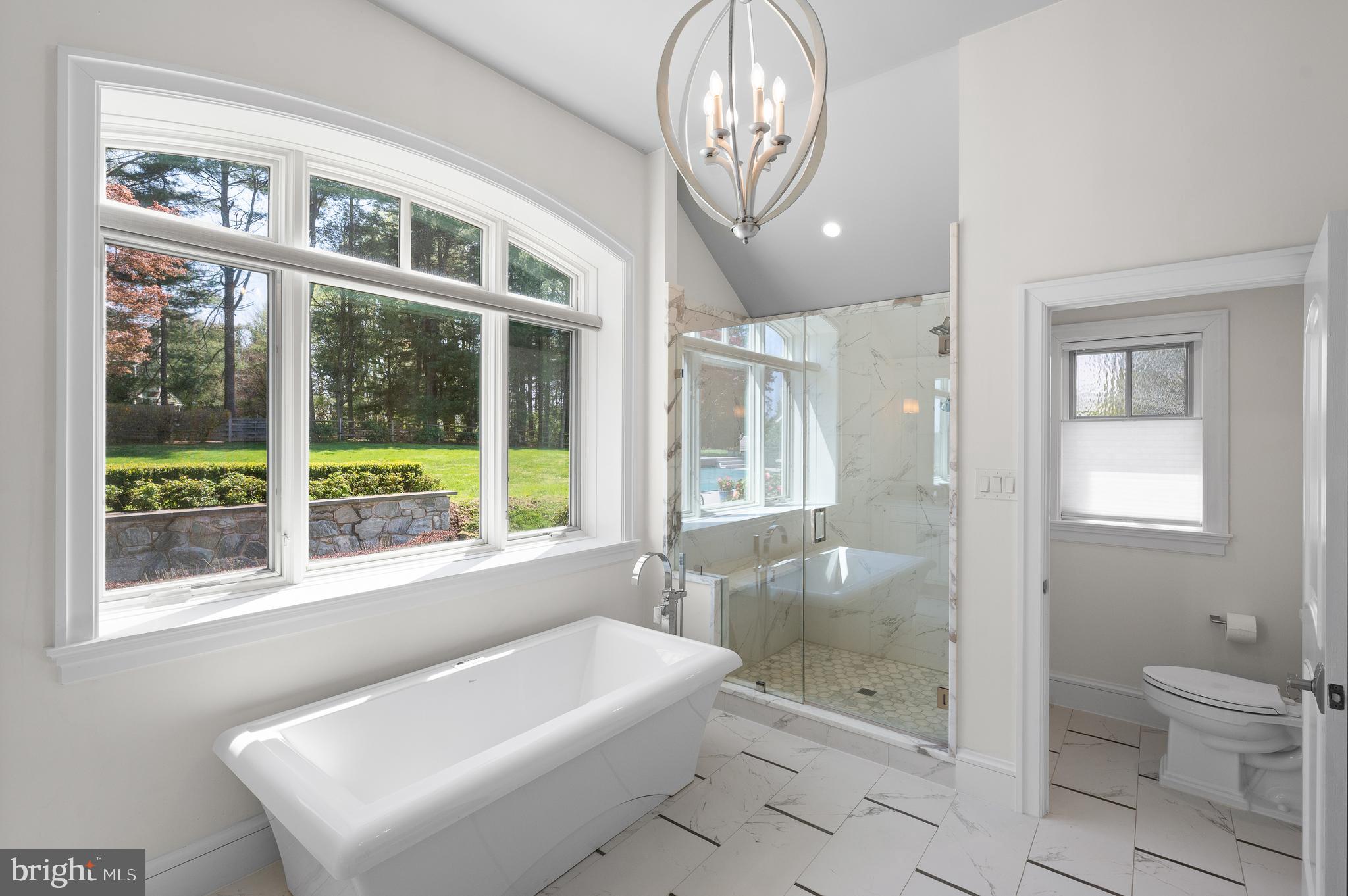 RADNOR HUNT - Residential