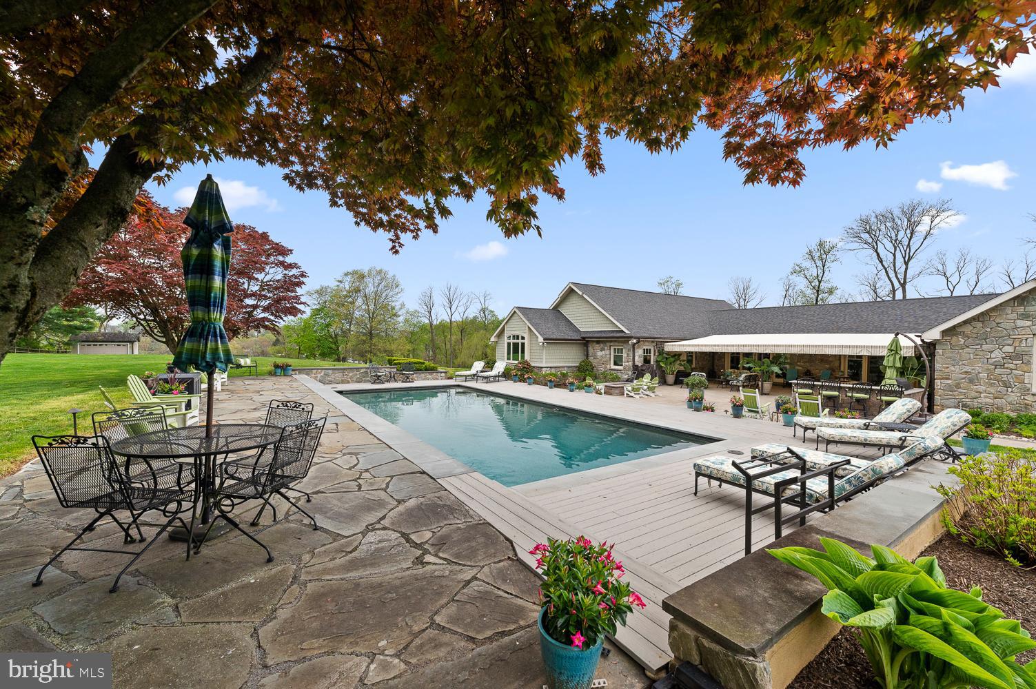 RADNOR HUNT - Residential