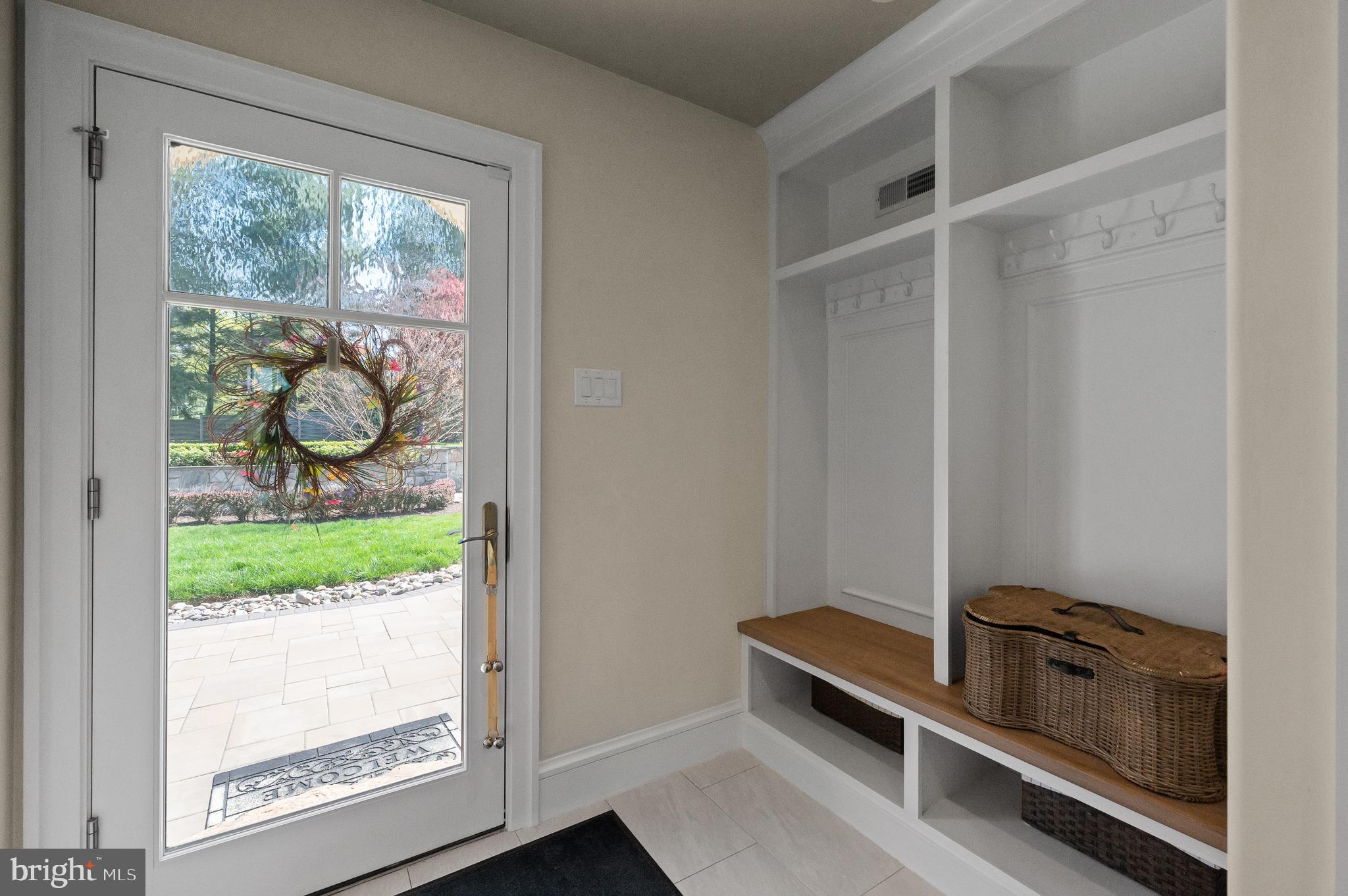 RADNOR HUNT - Residential