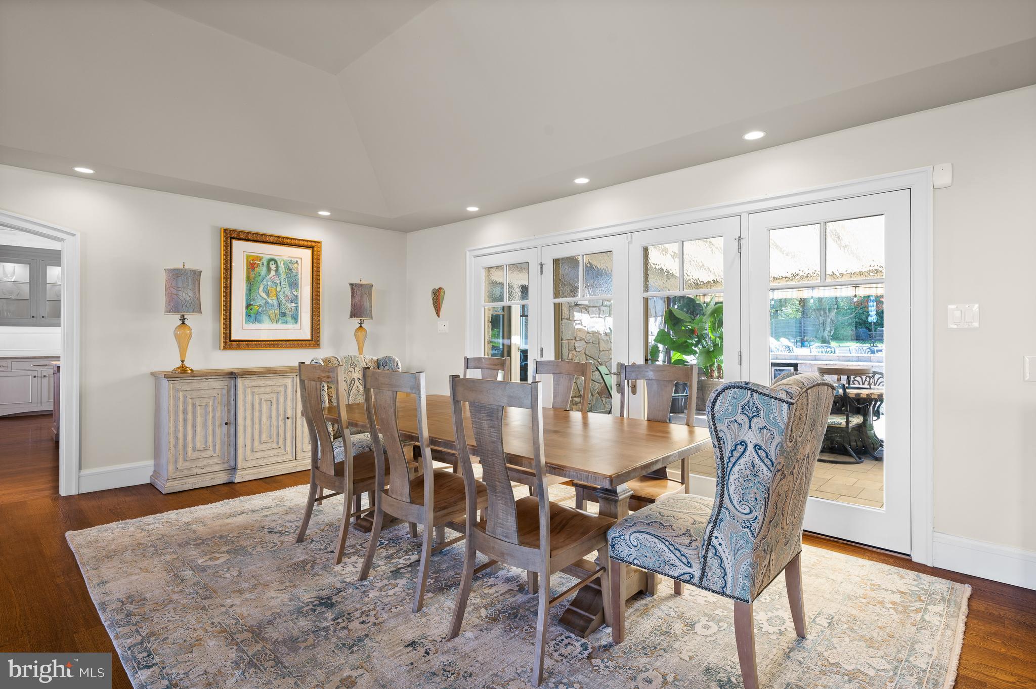 RADNOR HUNT - Residential