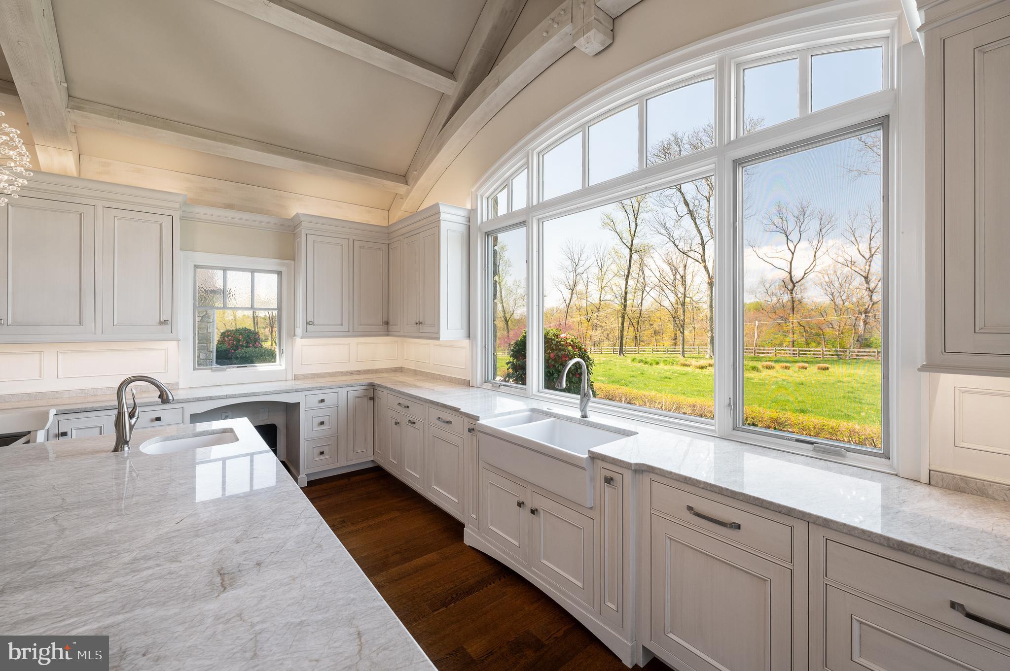 RADNOR HUNT - Residential