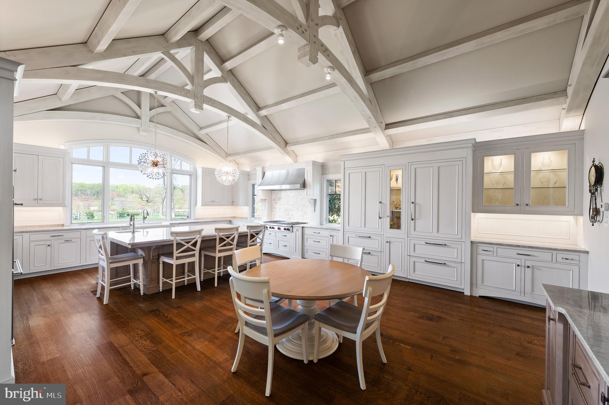 RADNOR HUNT - Residential