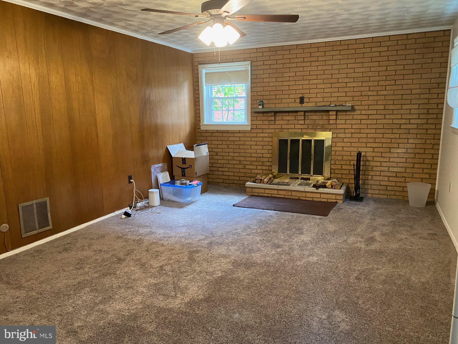 BERWYN HEIGHTS - Residential Lease