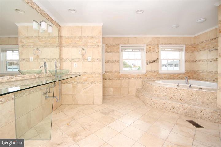 CANTON - Residential Lease