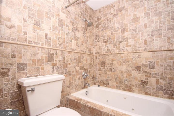 CANTON - Residential Lease