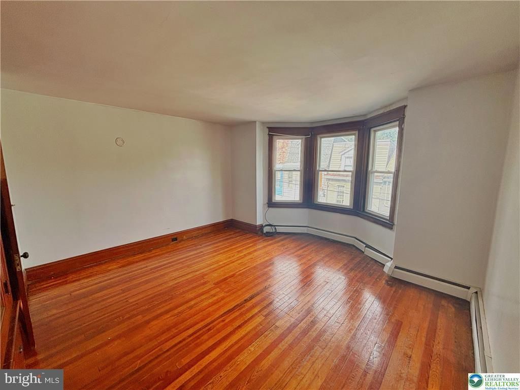 Photo of 1101 W Norwegian Street, POTTSVILLE, PA 17901 (MLS # PASK2023752)