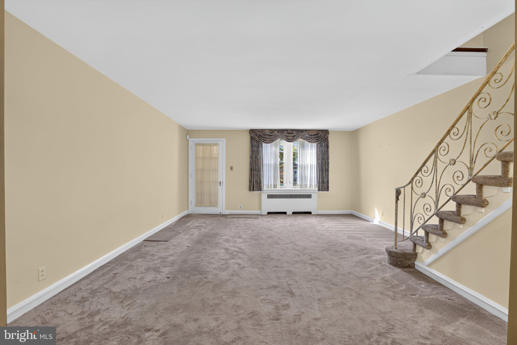 5759 W JEFFERSON STREET