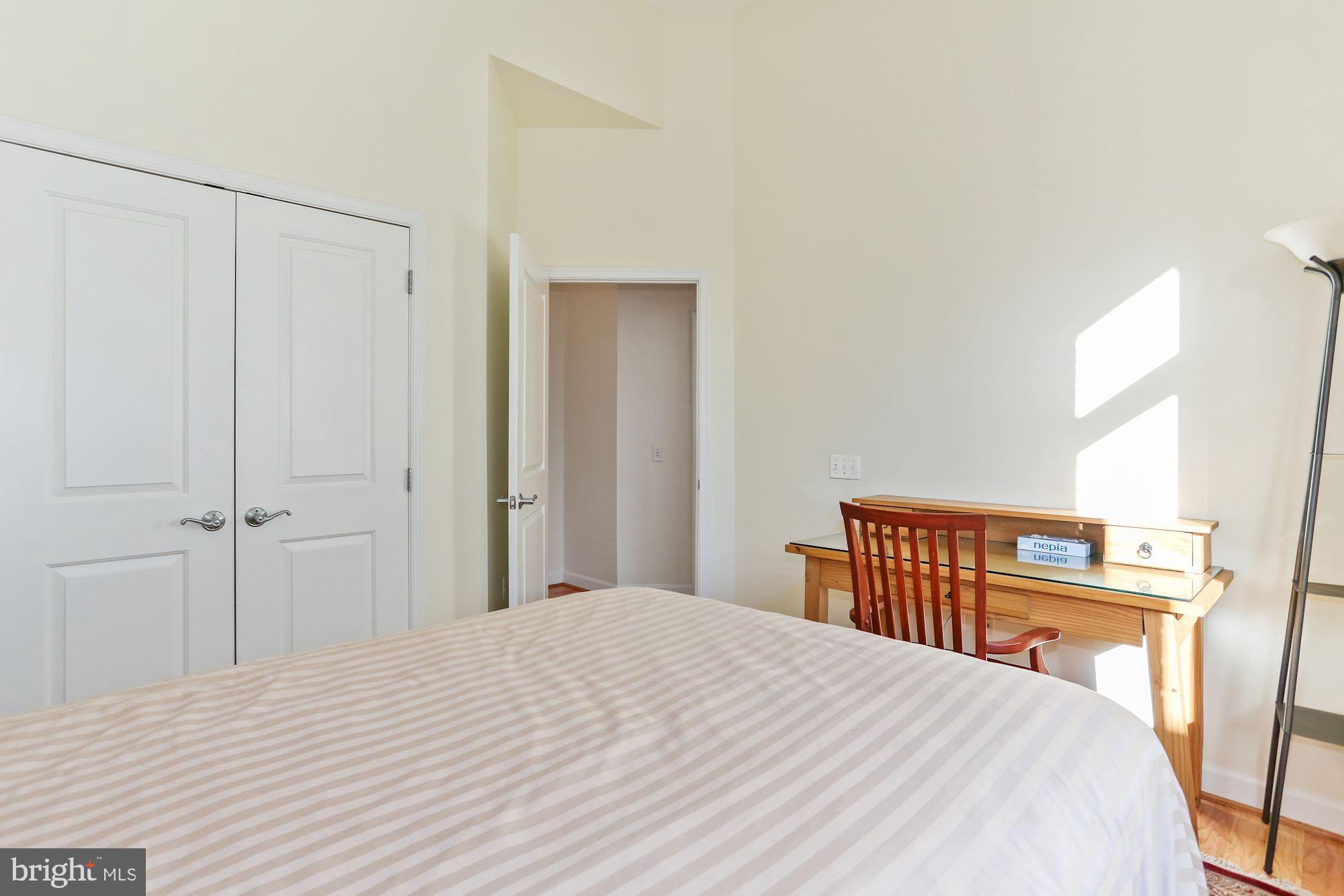 BALLSTON - Residential Lease